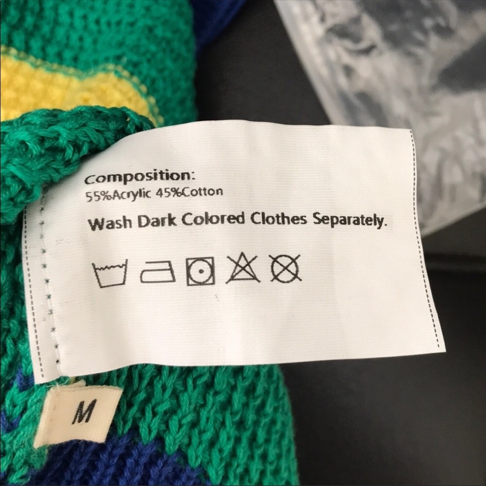That 70’s sweater. NWT. - Picture 5 of 5